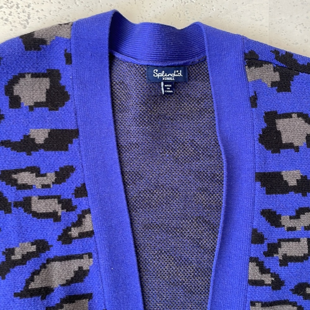 Splendid vibrant animal print long cardigan sweater